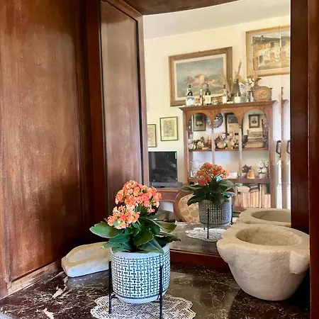 La Ginestra Bed & Breakfast *