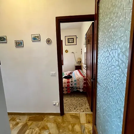 ベッド・アンド・ブレックファスト La Ginestra *