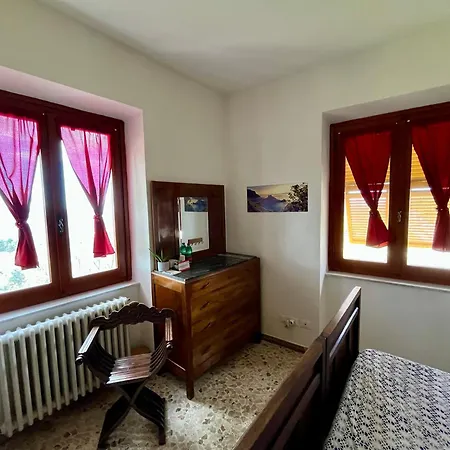 Bed & Breakfast La Ginestra Fosdinovo